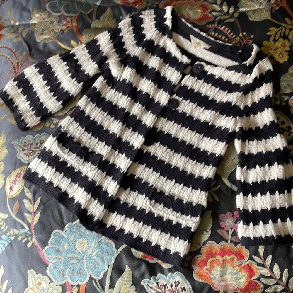 Adorable black and white jacket/sweater